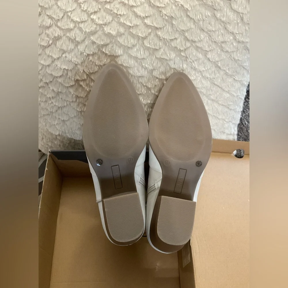 a.n.a. Womens Delno Stacked Heel Cream‎ Bootie Size 11M